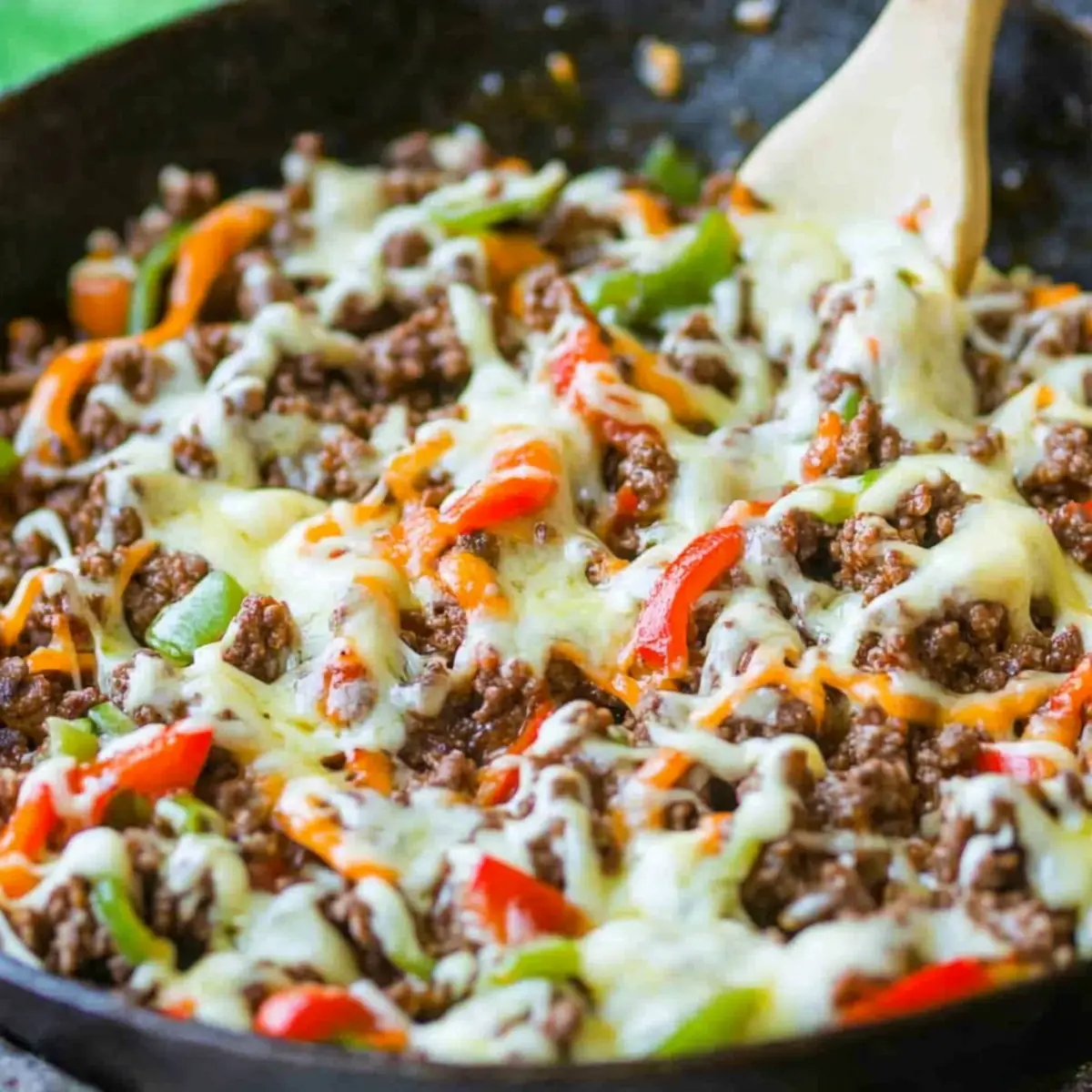 Low Carb Philly Cheesesteak Skillet using Ground Beef in only 30 minutes!